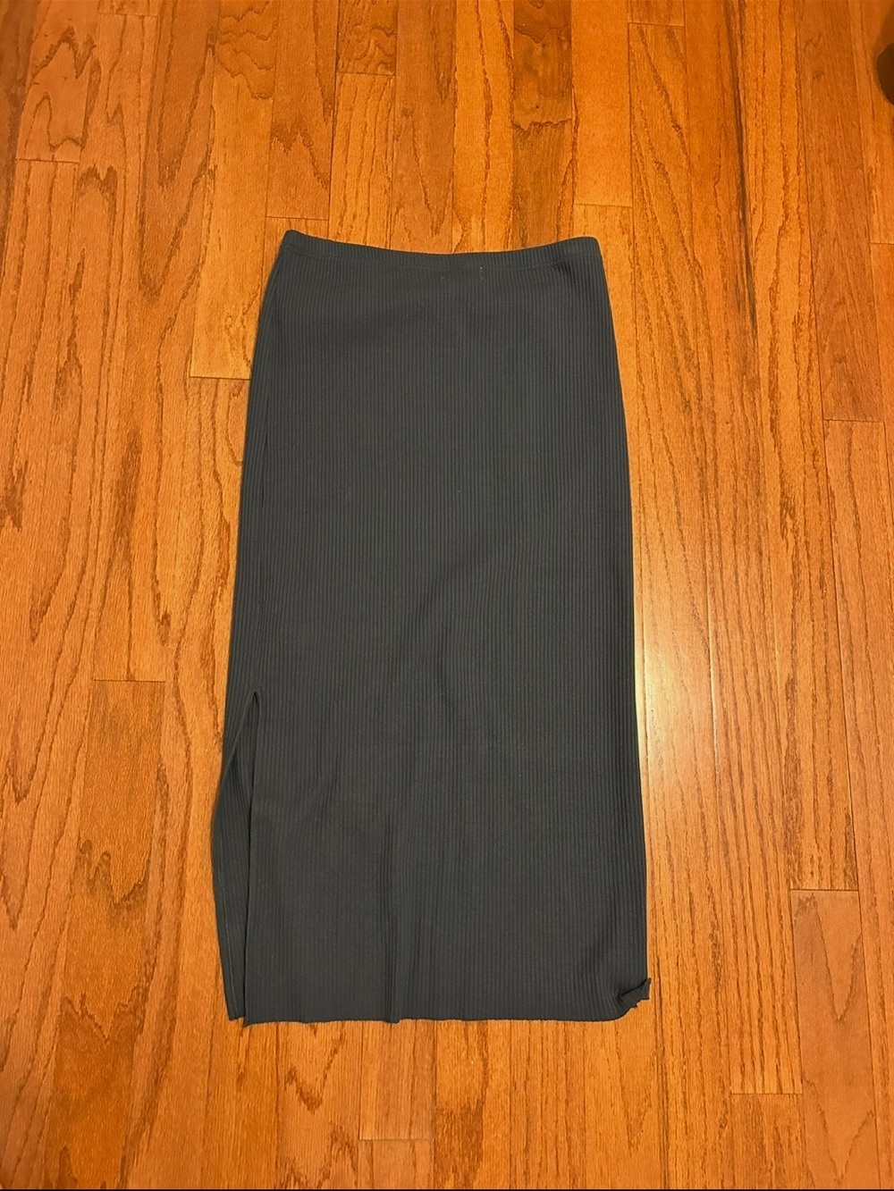 Holley Girl Black Ribbed Midi Skirt Size Large Minimalist Quiet Luxury Style - Picture 7 of 7